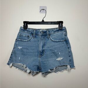 Abercrombie & Fitch The Mom Shorts High Rise Distressed